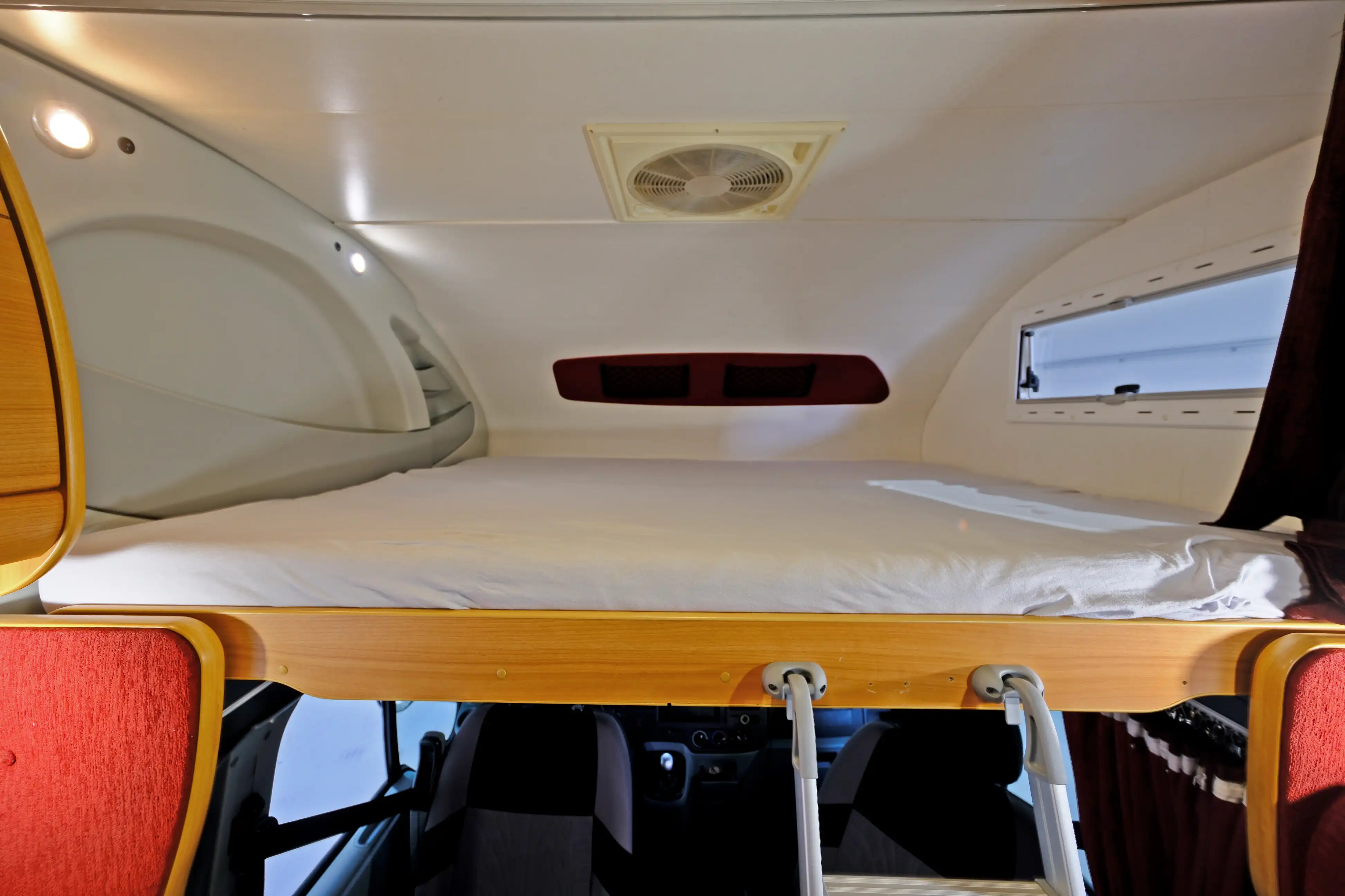 CHALLENGER Mageo 192